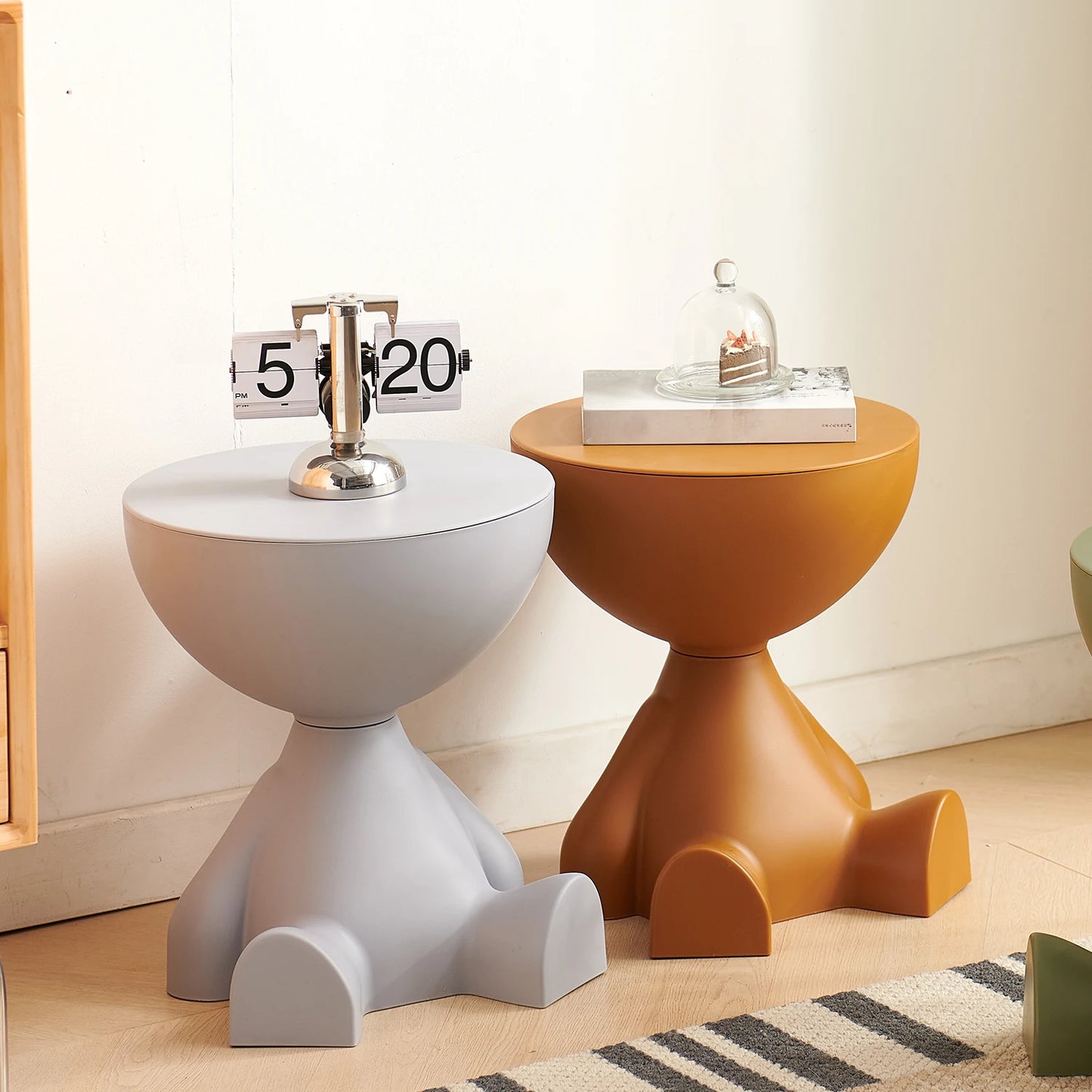 Living room sofa side table table, round side table